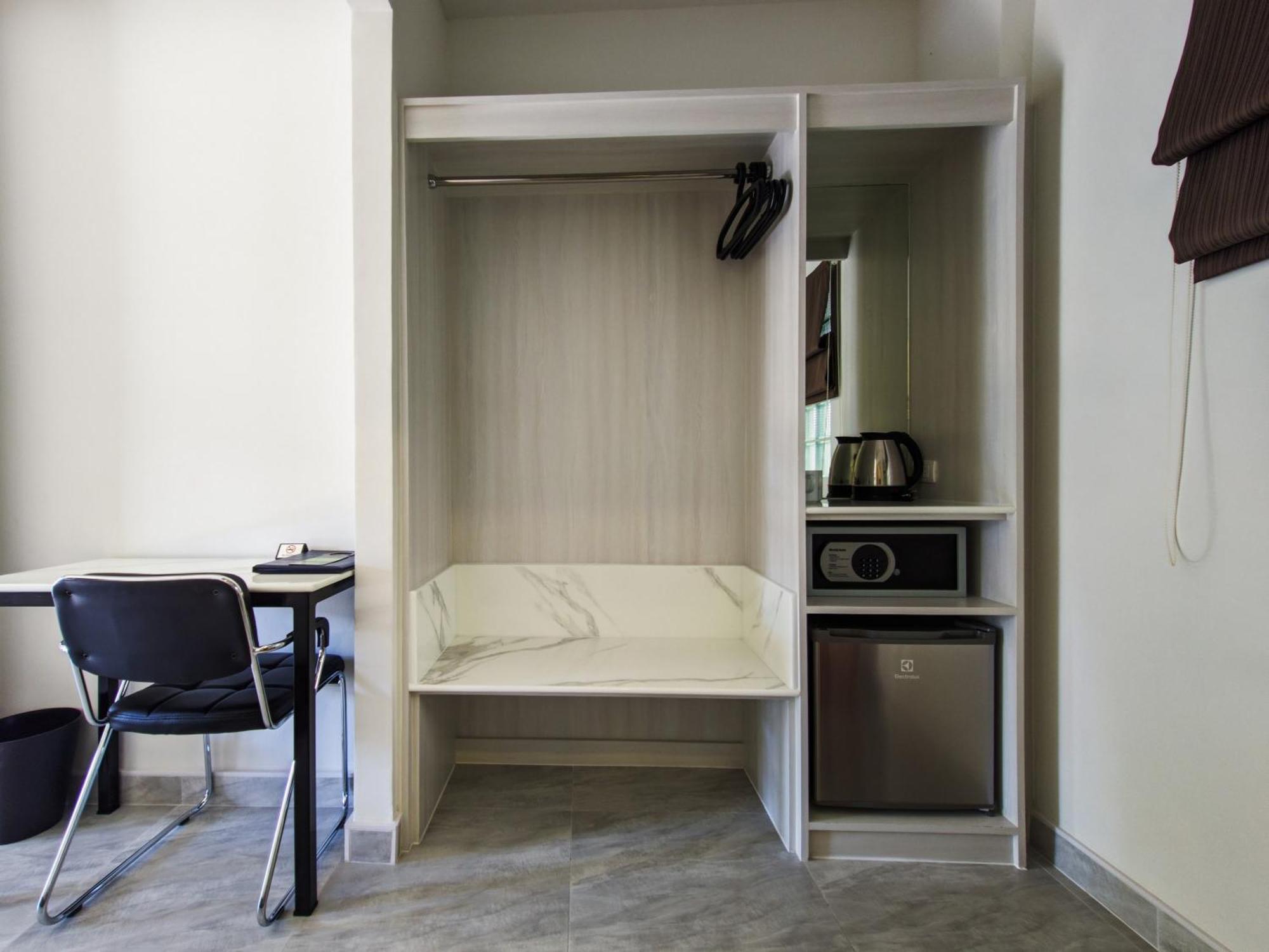 Phuket Airport Hotel - Sha Extra Plus Nai Yang Ngoại thất bức ảnh