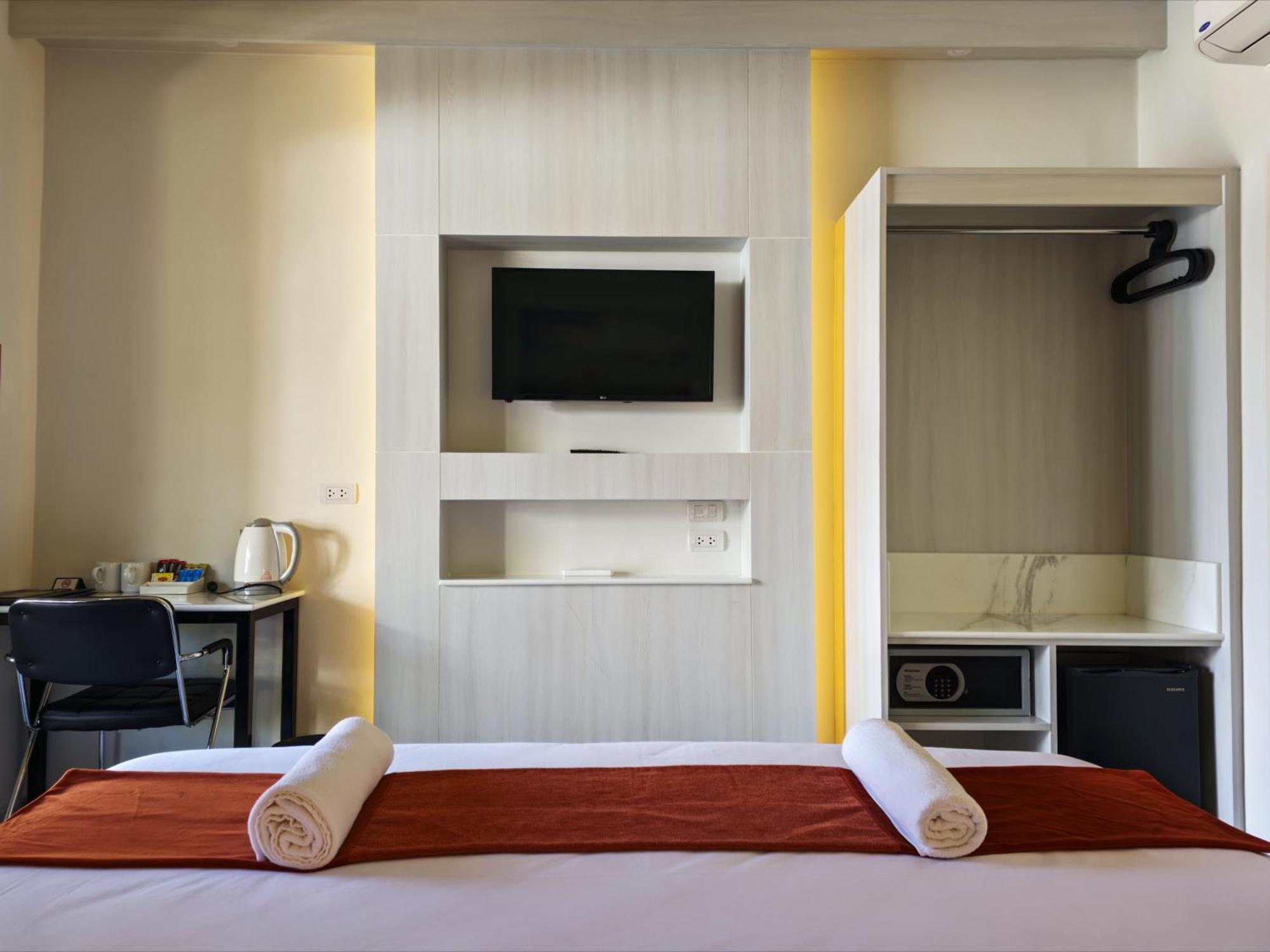Phuket Airport Hotel - Sha Extra Plus Nai Yang Ngoại thất bức ảnh
